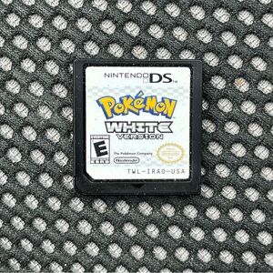 Pokemon White Version (Nintendo DS, 2011)